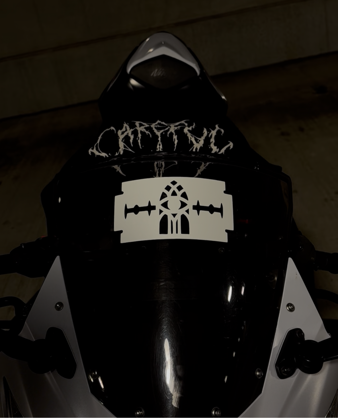 Razor Windscreen Decal