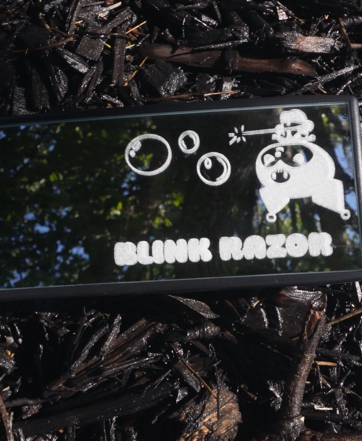 HK Mirror